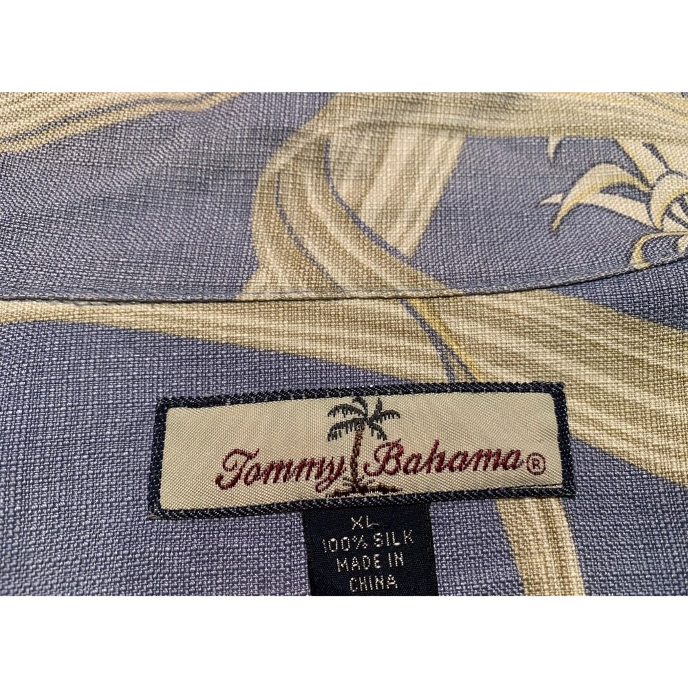 Tommy Bahama 100% Silk Pineapple Print Hawaiian Short Sleeve Loop Collar Blue XL